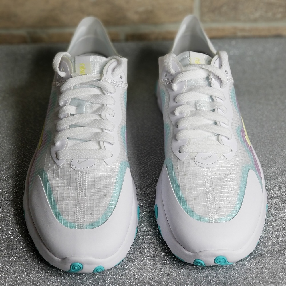 🚨SOLD🚨 Nike Renew Lucent - Picture 2 of 6